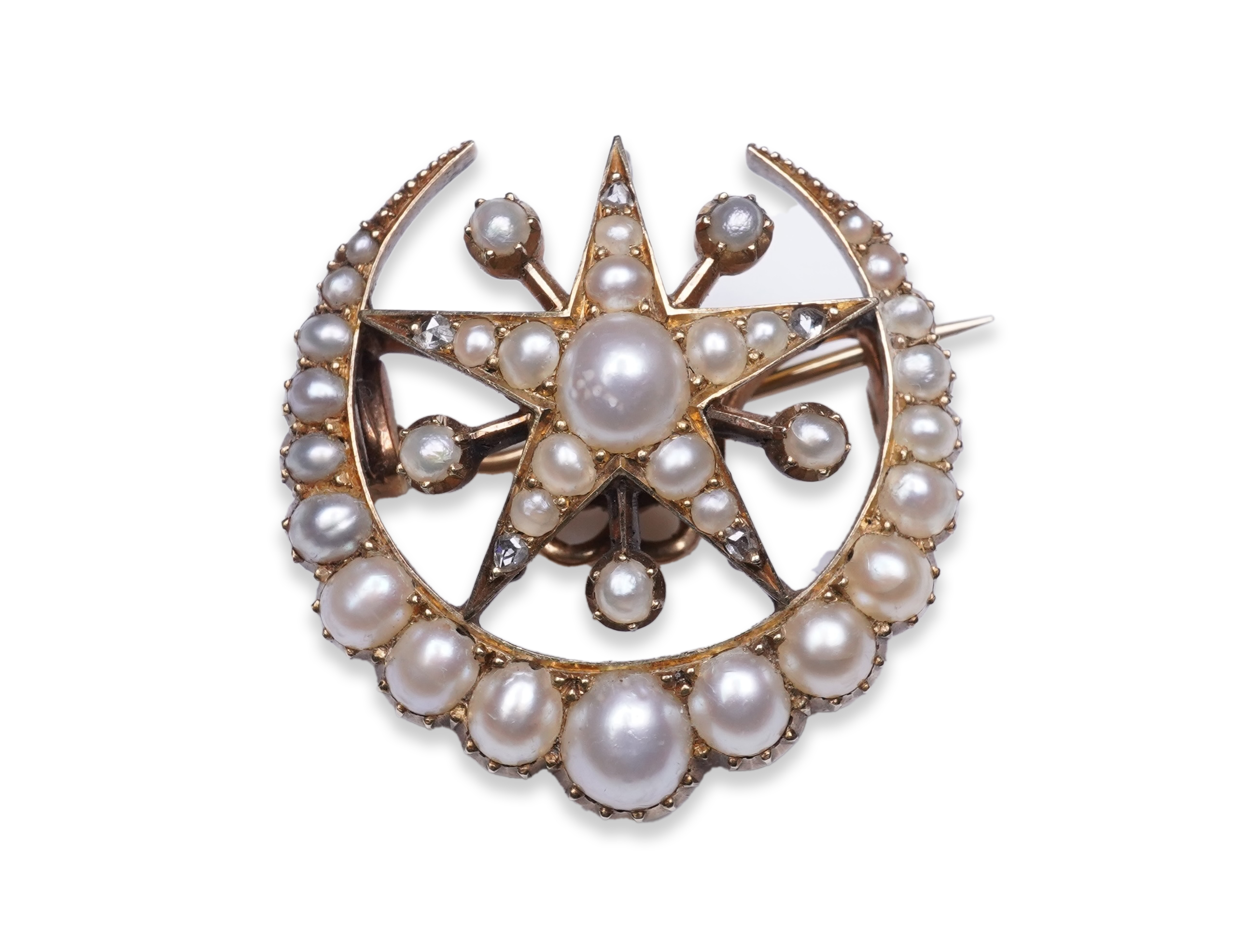 An Edwardian half pearl and diamond brooch, early 20th century